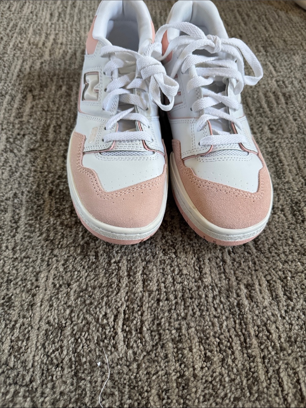NWT New Balance White and Blush 550 Low-Top Sneakers size 38.5 women’s 6 youth